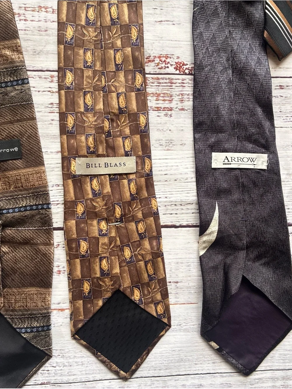 Classic Men's Black and Gold Patterned Tie Bundle